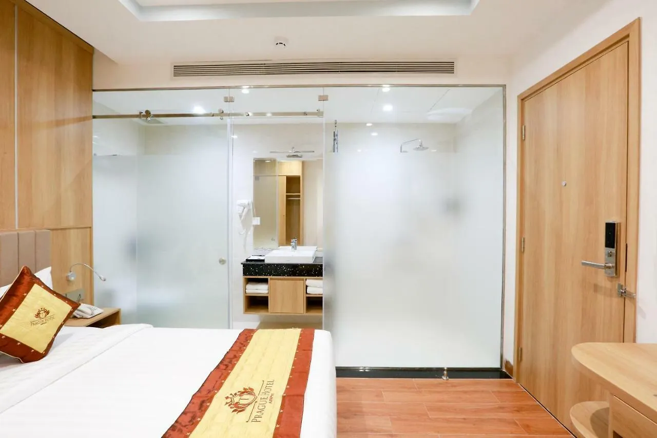 ***  הו צ'י מין סיטי Prague Saigon Airport Hotel וייטנאם